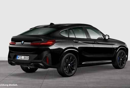 Gebraucht BMW X4 M Sport 245 PS (180 kW) 2025 Schwarz SUV