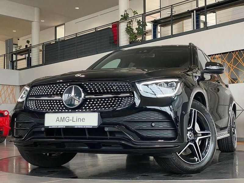 Gebraucht Mercedes GLC220 AMG line 194 PS (142 kW) 2022 Schwarz SUV