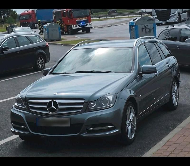 Gebraucht Mercedes 180 156 PS (114 kW) 2011 Grau Limousine