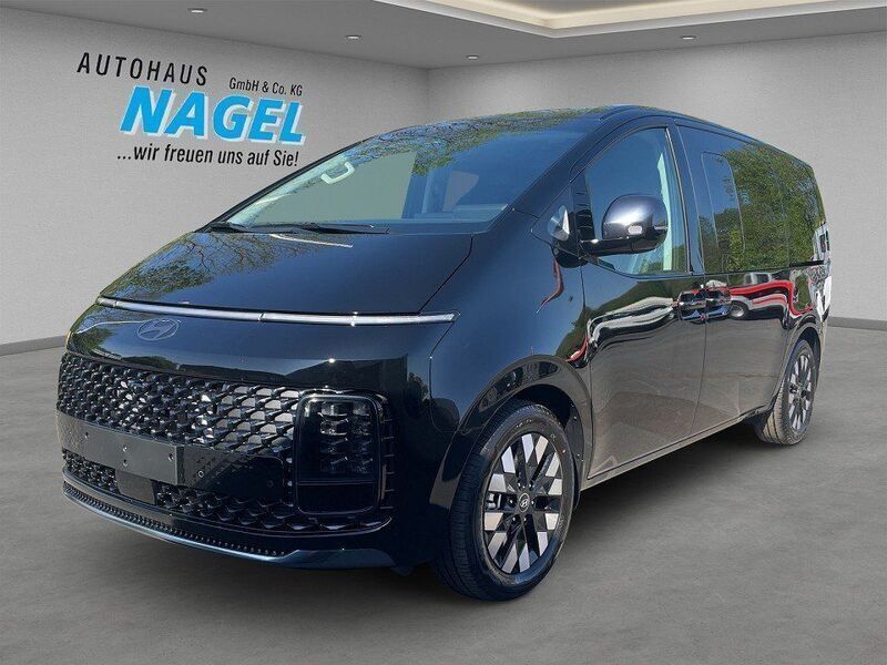 Schwarz Neu 2025 Hyundai Staria Van | 52.890 € - Bild 1/4