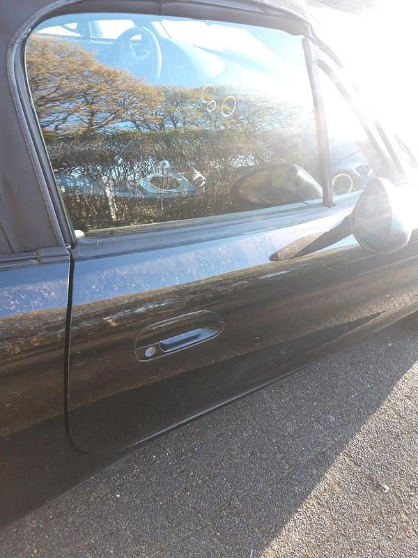 Gebraucht Mazda MX5 140 PS (102 kW) 2000 Schwarz Cabrio