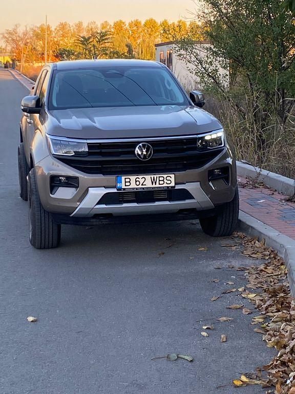 Gebraucht VW Amarok 209 PS (153 kW) 2024 Beige Pickup