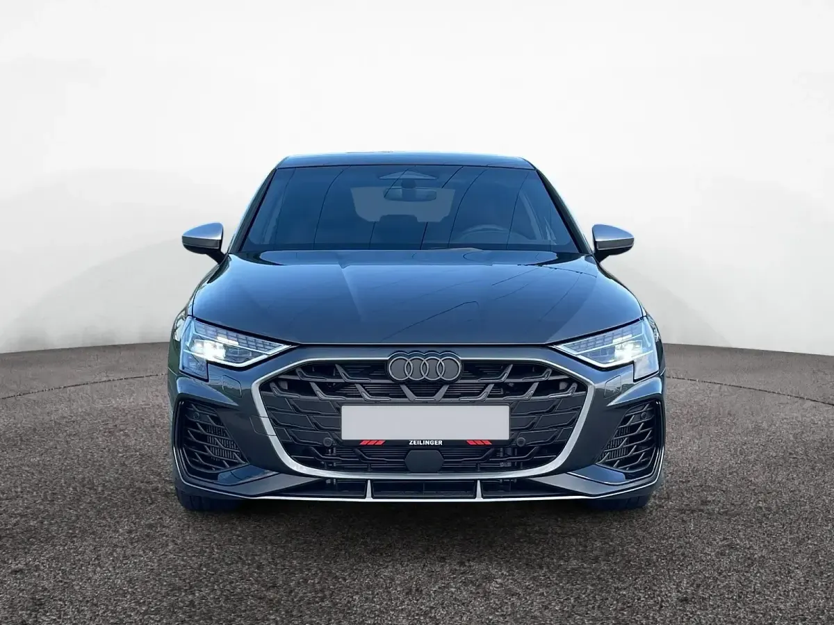 Neu Audi S3 Sport 333 PS (244 kW) 2026 Daytonagrau perleffekt Limousine