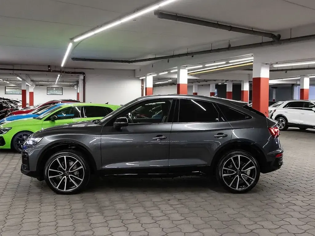 Gebraucht Audi Q5 Sportback Competition 204 PS (150 kW) 2024 Daytonagrau perleffekt SUV