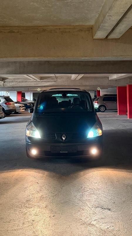 Grau Gebraucht 2006 Renault Espace Initiale Van / Kleinbus | 2.950 € (Guter Preis) - Bild 1/4