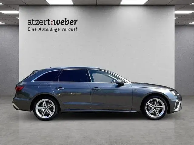 Gebraucht Audi A4 S-Line 204 PS (150 kW) 2023 Daytonagrau perleffekt Kombi