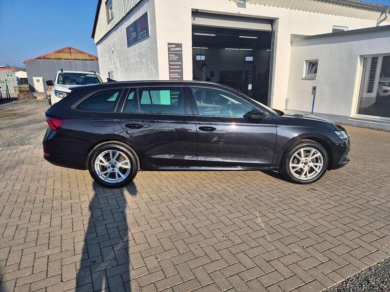 Gebraucht Skoda Octavia Ambition 150 PS (110 kW) 2020 Schwarz Kombi