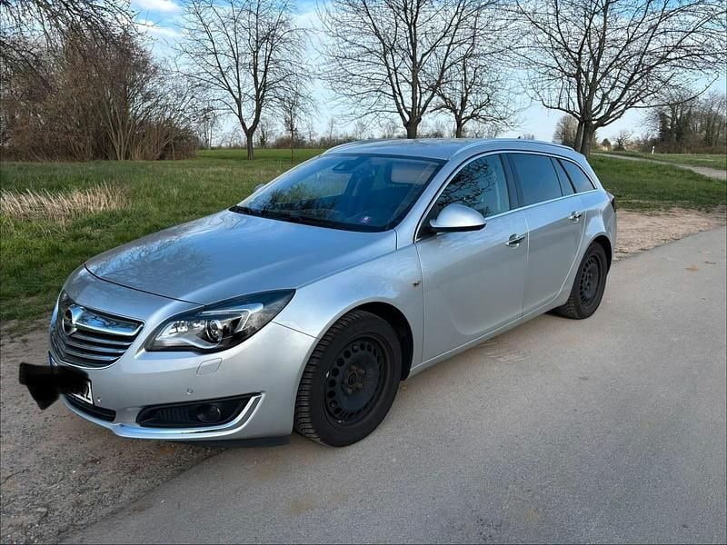 Gebraucht Opel Insignia 170 PS (125 kW) 2014 Silber Kombi