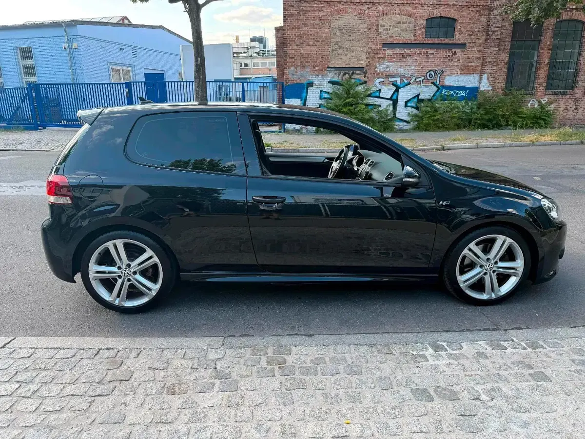 Gebraucht VW Golf VI R-line 160 PS (117 kW) 2011 Schwarz Limousine
