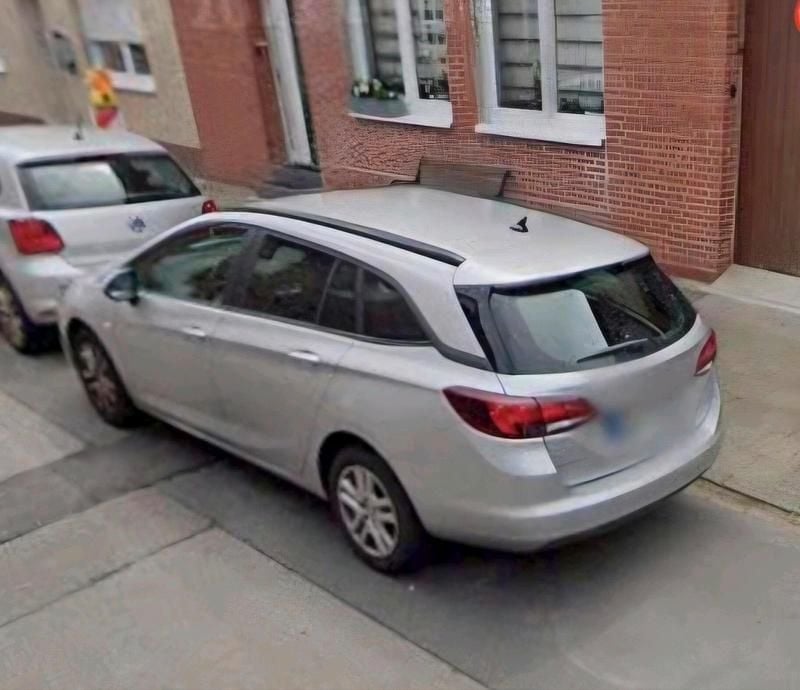 Silber Gebraucht 2019 Opel Astra Sport Kombi | 9.990 € (Guter Preis) - Bild 1/2