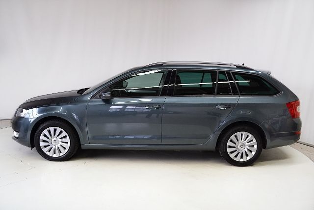 Gebraucht Skoda Octavia Ambition 150 PS (110 kW) 2016 Grau metallic Kombi