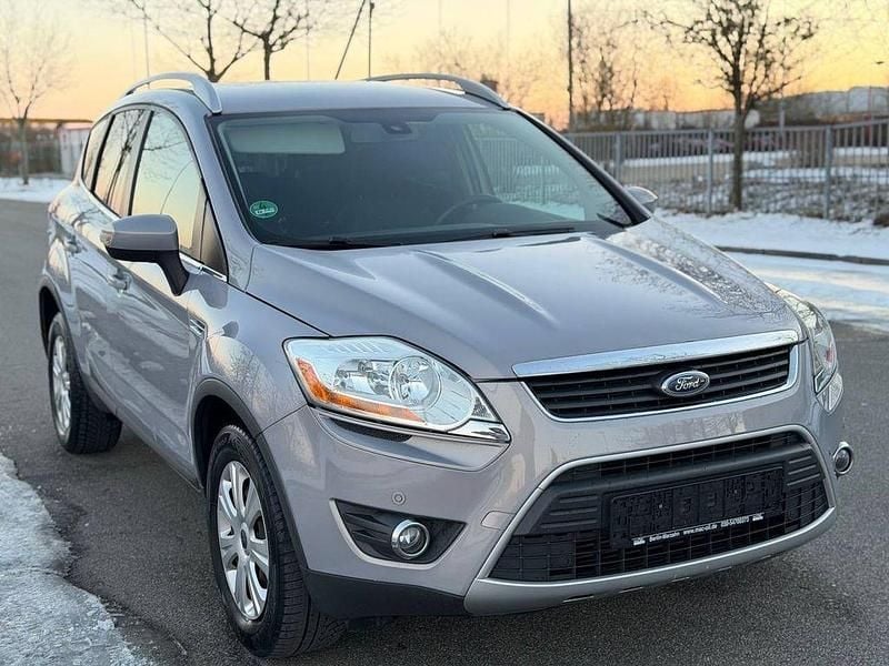 Gebraucht Ford Kuga Titanium 163 PS (119 kW) 2010 Beige SUV
