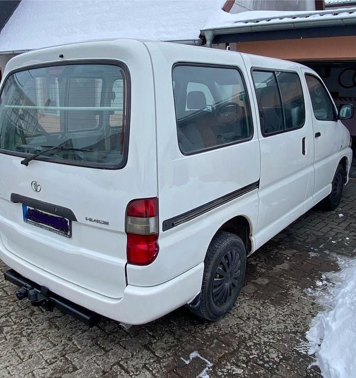 Gebraucht Toyota HiAce 117 PS (86 kW) 2008 Weiß Van / Kleinbus