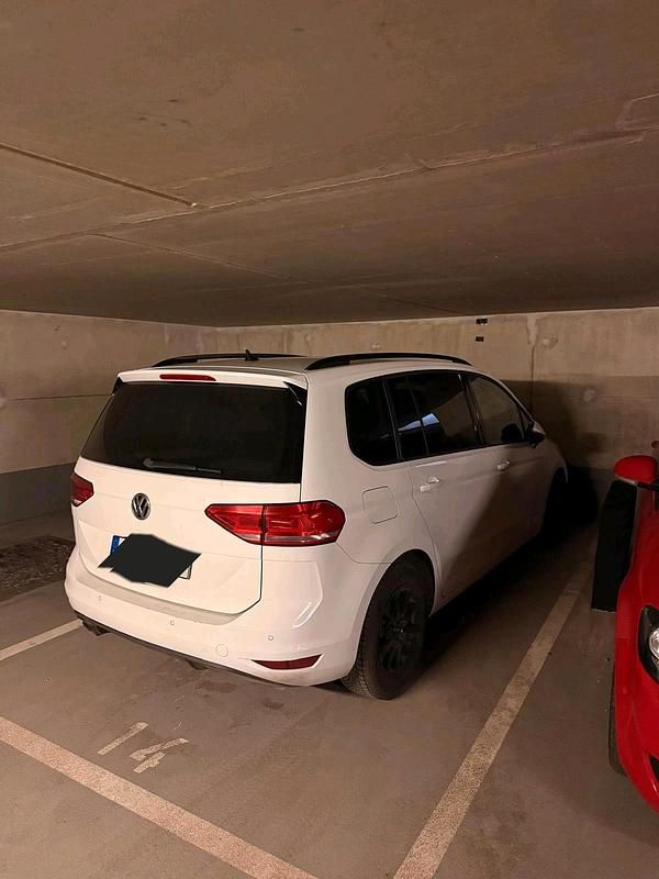 Gebraucht VW Touran 150 PS (110 kW) 2016 Weiß Van / Kleinbus