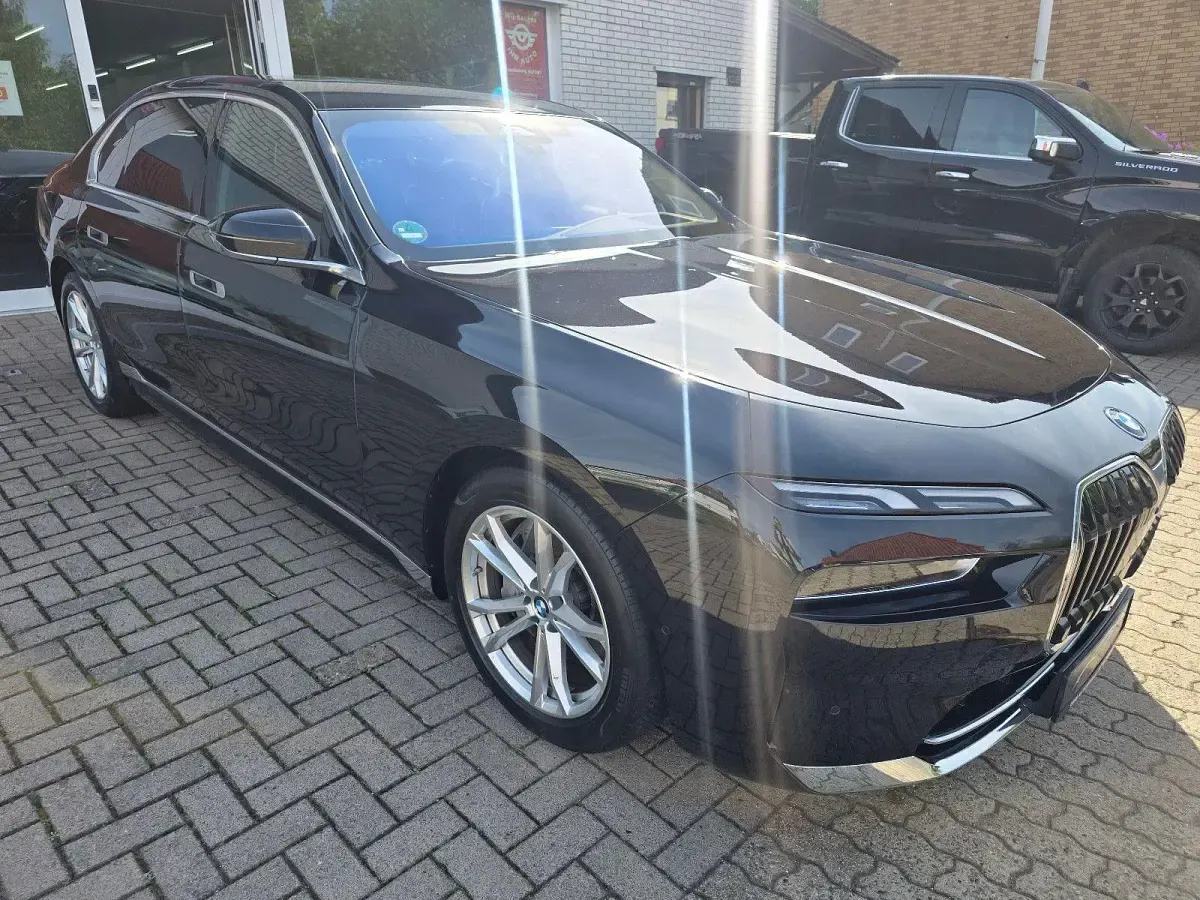 Gebraucht BMW i7 Comfort Edition 334 kW (455 PS) 2024 Schwarz Limousine