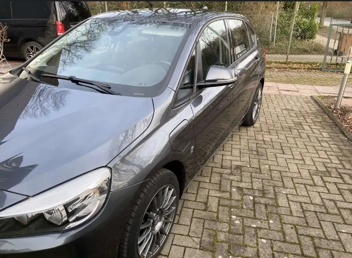 Używany BMW 225 iPerformance 224 KM (164 kW) 2017 Szary Kombi