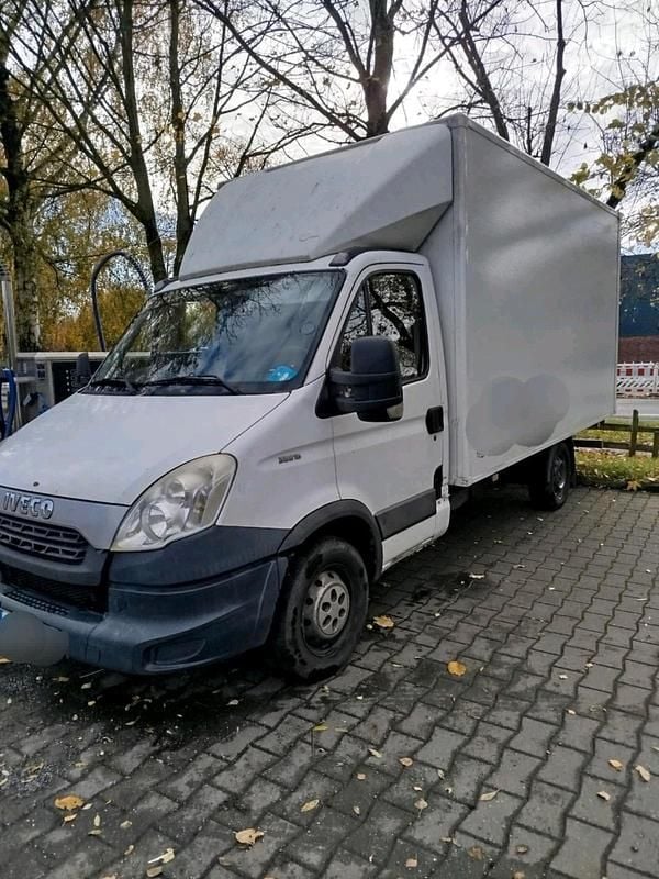 Gebraucht Iveco Daily 2013 Weiß Van / Kleinbus