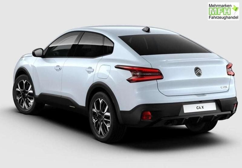 Neu Citroën C4 X 145 PS (106 kW) 2025 Okenit weiß metallic SUV