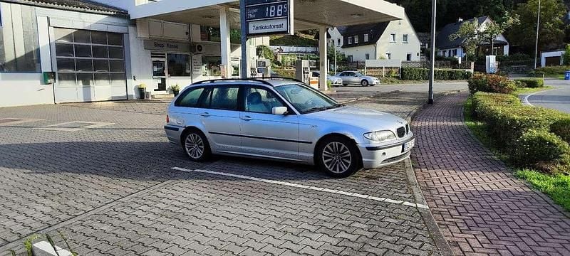 Gebraucht 2003 BMW 320 Kombi | 600 € (Superpreis) - Bild 1/4