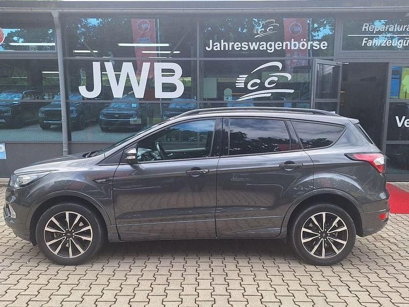 Grau Gebraucht 2019 Ford Kuga ST-Line SUV | 21.490 € (Fairer Preis) - Bild 1/4