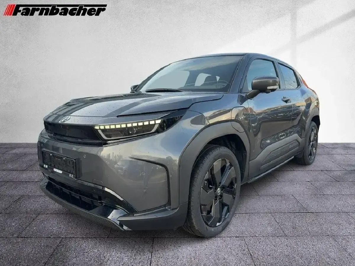 Gebraucht Toyota Urban Cruiser Lounge 127 kW (174 PS) 2026 SUV