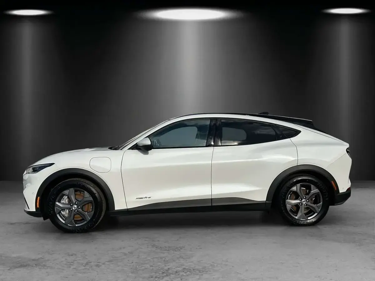 Gebraucht Ford Mustang Mach-E 197 kW (269 PS) 2022 Blau SUV
