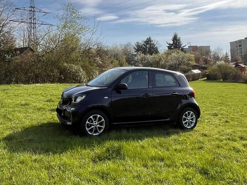 Second-hand Smart ForFour 71 CP (52 kW) 2018 Negru Hatchback