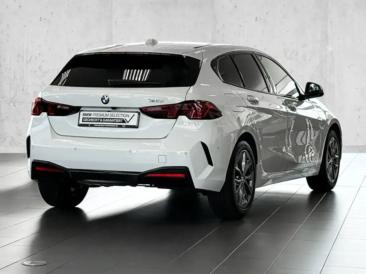 Gebraucht BMW 120 Shadowline 163 PS (119 kW) 2025 Weiß Kleinwagen