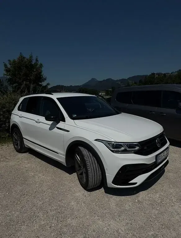 Gebraucht VW Tiguan Sport 150 PS (110 kW) 2022 Weiß SUV