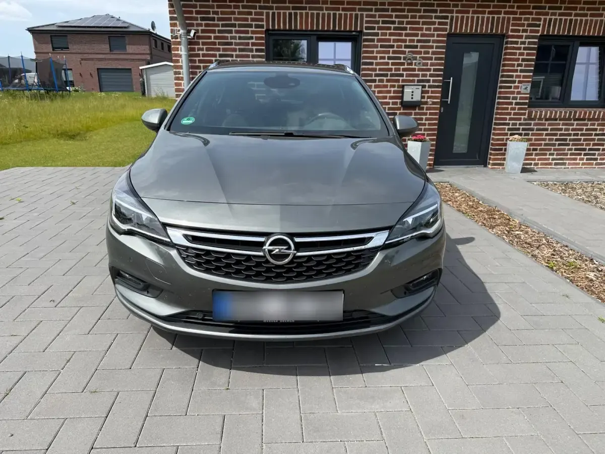 Gebraucht Opel Astra Dynamic 125 PS (91 kW) 2017 Grau Kombi