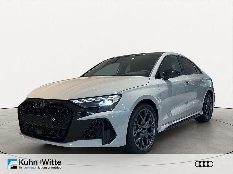 Beige Neu 2025 Audi RS3 Sport Kleinwagen | 77.365 € - Bild 1/3