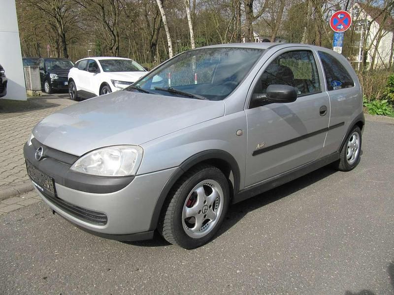 Gebraucht Opel Corsa Sport 75 PS (55 kW) 2000 Silber Limousine
