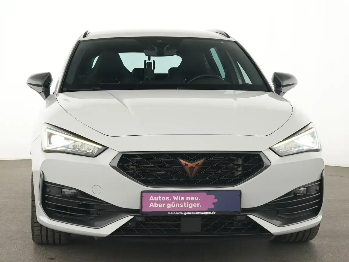 Second-hand Cupra Leon VZ 310 CP (228 kW) 2022 Alb Berlinǎ