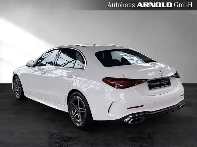 Gebraucht Mercedes C200 AMG line 2025 Weiss Limousine