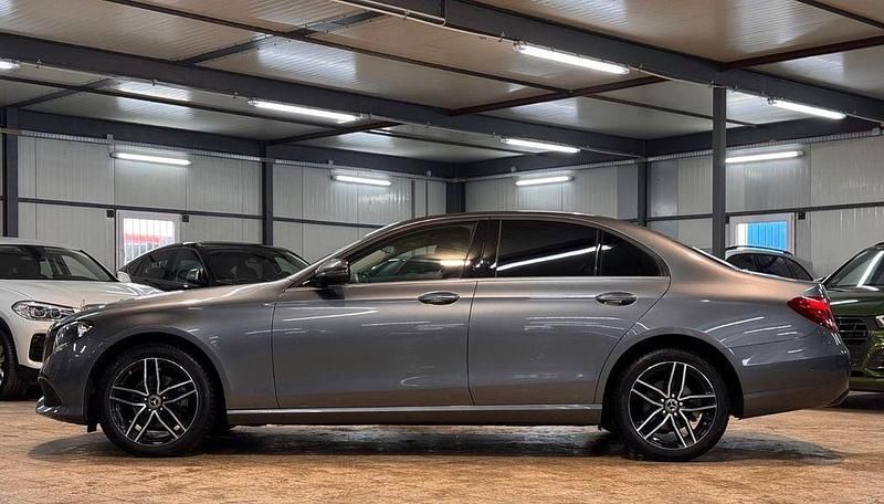 Gebraucht Mercedes E220 194 PS (142 kW) 2016 Grau Limousine