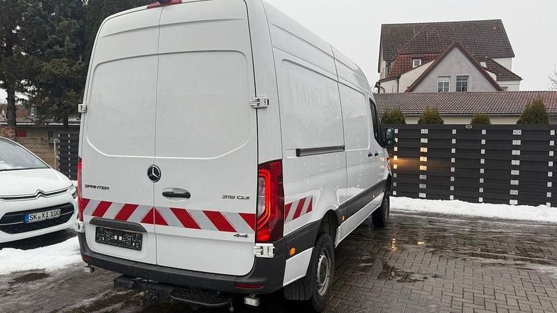 Gebraucht Mercedes Sprinter 190 PS (139 kW) 2021 Weiß Van