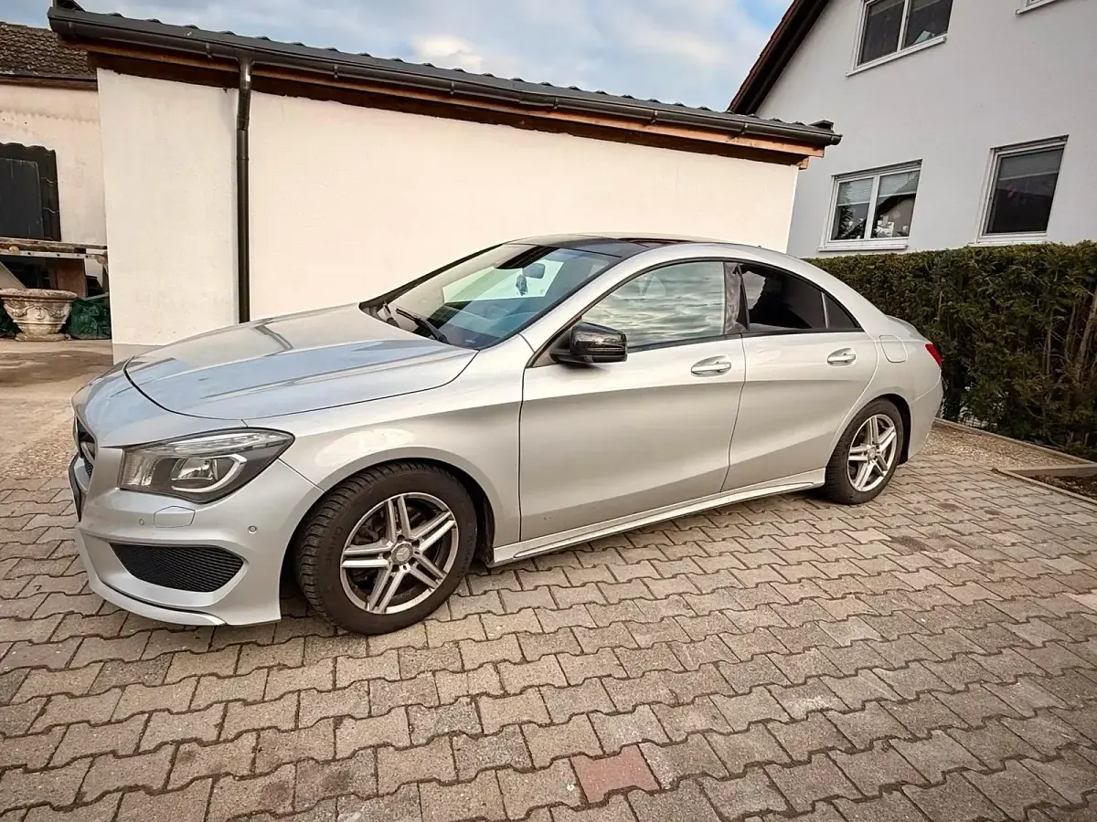 Gebraucht Mercedes CLA200 2013 Silber Coupé