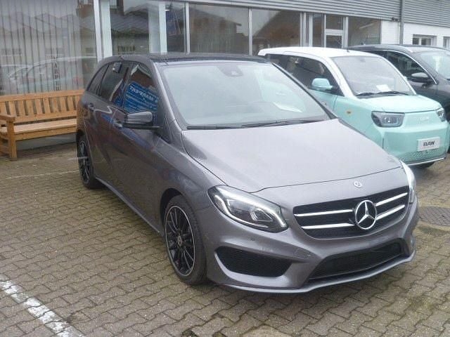 Gebraucht Mercedes B220 AMG line 184 PS (135 kW) 2018 Grau Van / Kleinbus