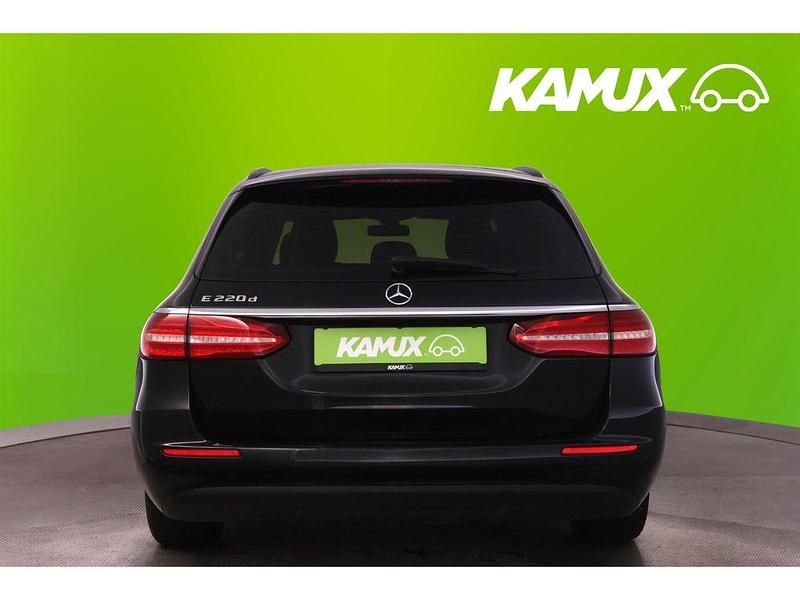 Gebraucht Mercedes E220 Avantgarde 194 PS (142 kW) 2020 Schwarz Limousine