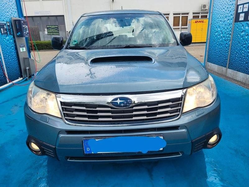 Grün Gebraucht 2009 Subaru Forester Active SUV | 2.850 € (Superpreis) - Bild 1/4
