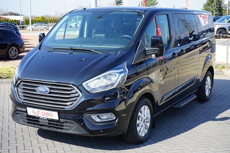 Gebraucht Ford Tourneo Custom Titanium 170 PS (125 kW) 2019 Schwarz Van