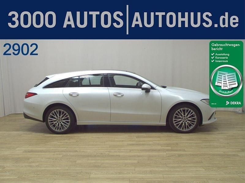 Digitalweiss metalliclack Gebraucht 2021 Mercedes CLA220 Shooting Brake Progressive Kombi | 22.980 € (Superpreis) - Bild 1/4