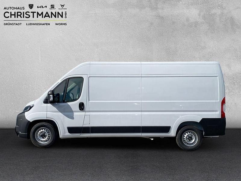 Gebraucht Peugeot Boxer 140 PS (102 kW) 2025 Weiß Van