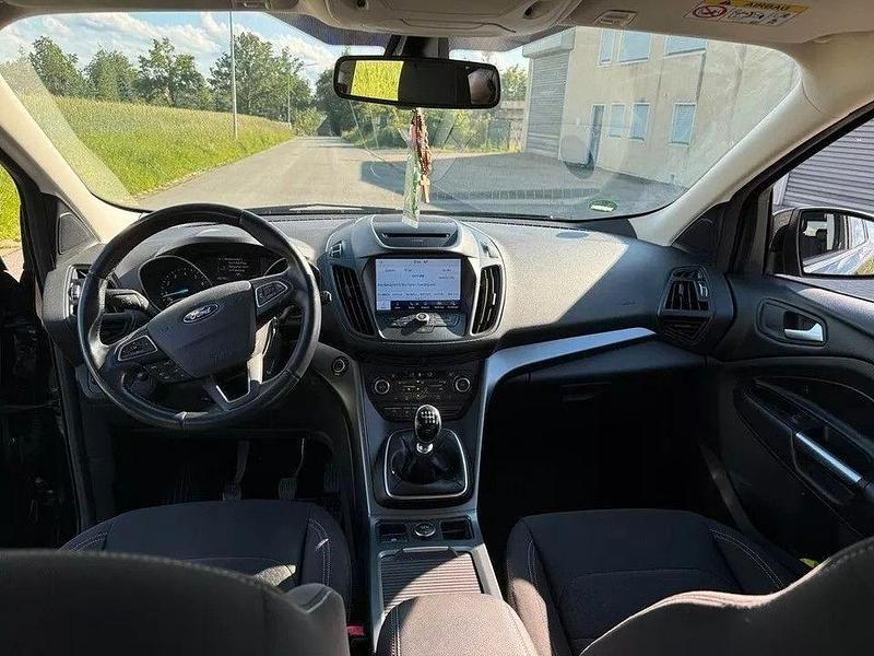 Gebraucht Ford Kuga Cool & Connect 150 PS (110 kW) 2019 Schwarz SUV