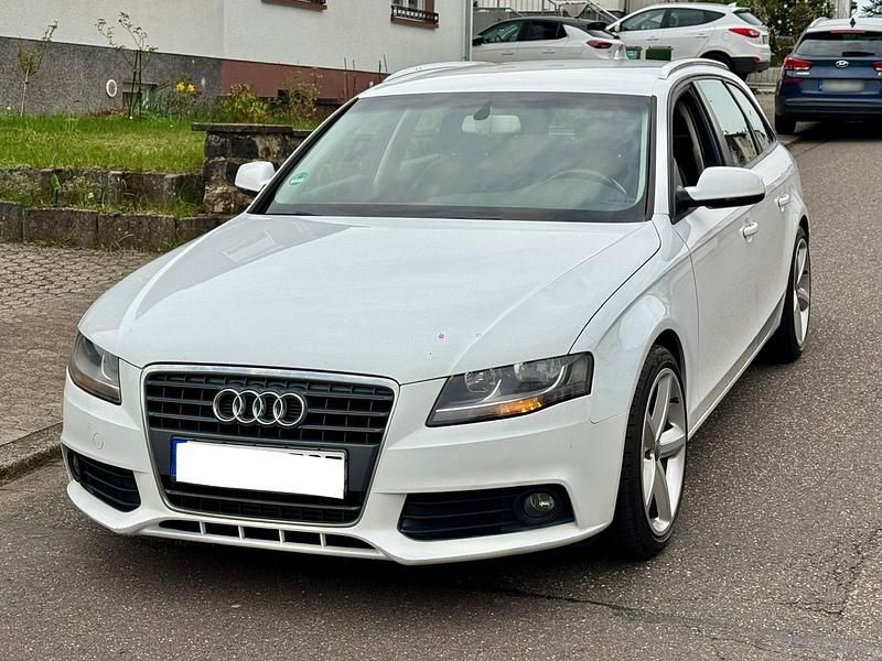 Gebraucht Audi A4 S-Line 140 PS (102 kW) 2010 Weiß Kombi