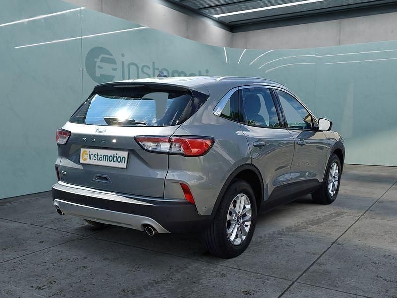 Gebraucht Ford Kuga 120 PS (88 kW) 2024 Silber SUV