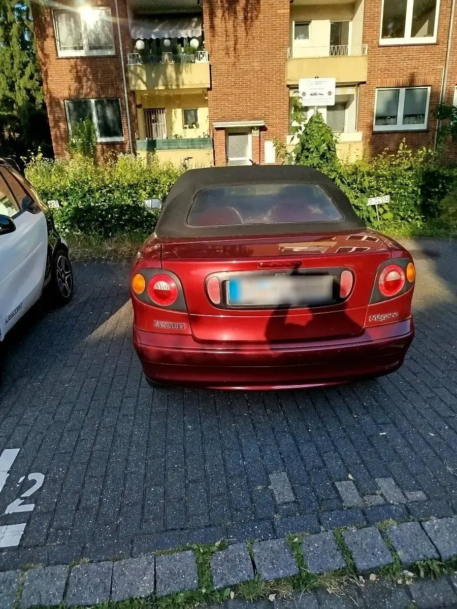 Gebraucht Renault Mégane Cabriolet 90 PS (66 kW) 1997 Rot Cabrio