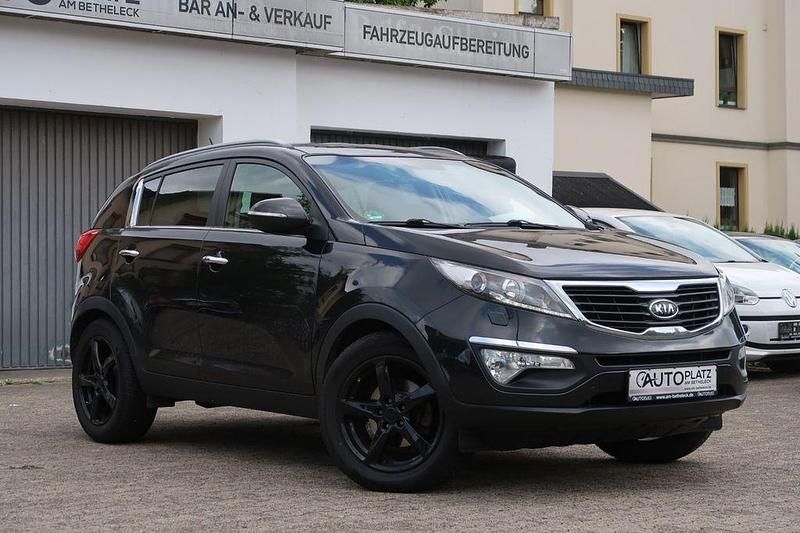 Schwarz Gebraucht 2012 Kia Sportage Spirit SUV | 7.550 € (Fairer Preis) - Bild 1/4