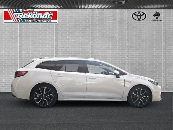 Gebraucht Toyota Corolla Lounge 184 PS (135 kW) 2020 Weiss Kombi