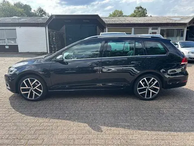 Gebraucht VW Golf VII Highline 150 PS (110 kW) 2017 Schwarz Kombi
